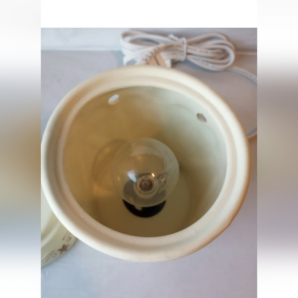 Scentsy Full Sized 'Heavenly' Warmer, Retired - Picture 7 of 10